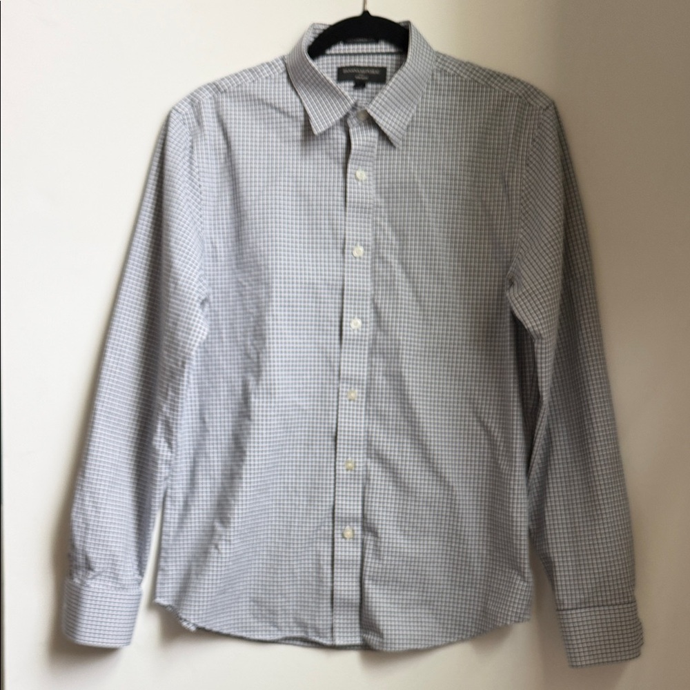 Banana Republic Untucked It Men's Blue Checkered Button Down Shirt | Medium